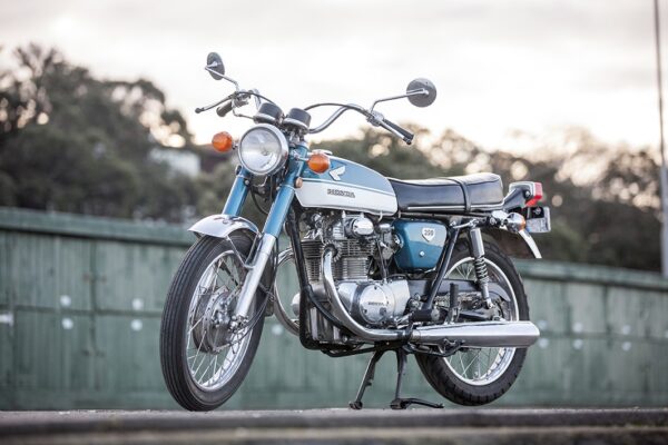 1070-Honda-CB350